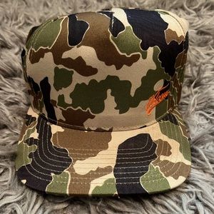 VOLCOM camo hat 〰